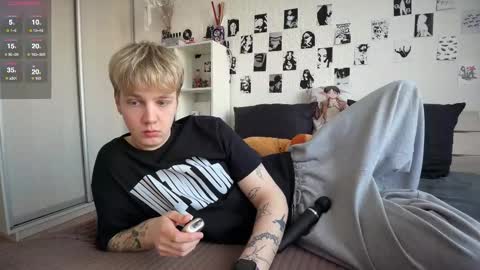 oliver online show from March 22, 1:37 pm