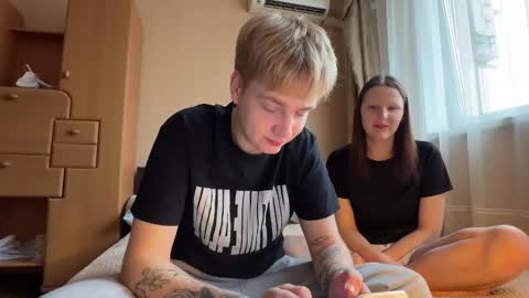 oliver online show from February 18, 1:33 pm