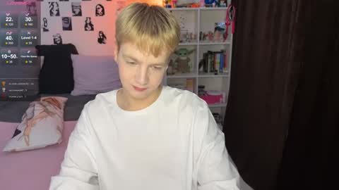 oliver online show from November 19, 1:32 pm