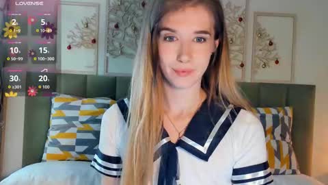 Snapshot of olivia_7 chatting on September 24, 6:03 pm Olivia online show from September 24, 6:03 pm