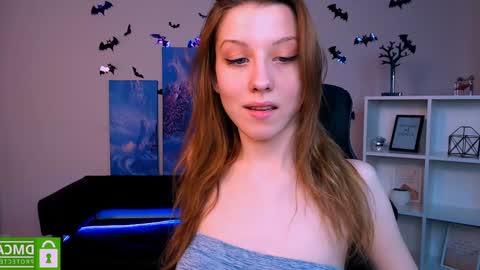 Olivia online show from December 25, 2:34 pm