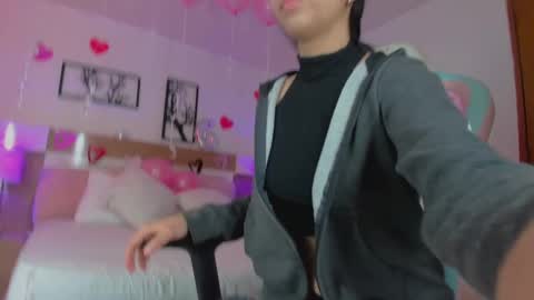 olivia_pretty_ online show from February 20, 12:04 pm