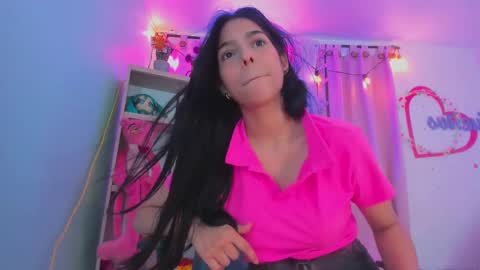 olivia_pretty_ online show from February 6, 7:07 pm