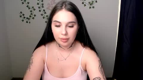Olivia online show from June 9, 7:24 pm