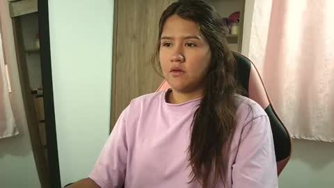 Olivia online show from October 2, 12:15 pm