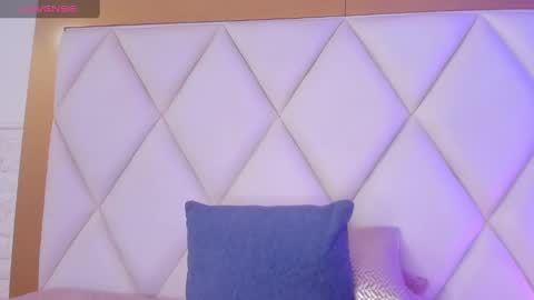 OLIVIA online show from February 6, 3:06 am