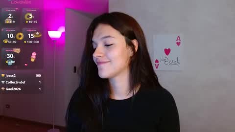 Olivia Bram online show from November 20, 1:15 am