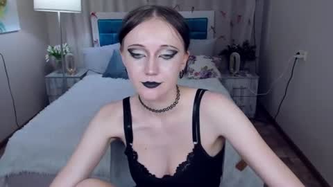 OliviaGorgeous online show from June 27, 12:33 pm