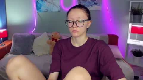 OliviaGorgeous online show from July 24, 10:12 am
