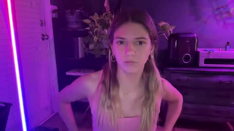 Olivia online show from January 7, 10:22 am