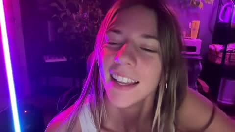 Olivia online show from January 10, 8:07 am