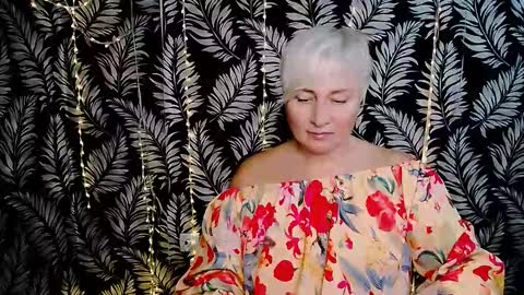 Kelly online show from November 2, 12:16 pm