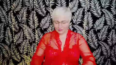 Kelly online show from April 15, 10:18 am