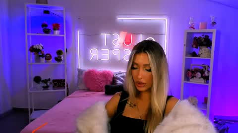 Olivia online show from January 29, 10:58 am