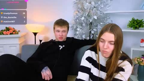 Olli and Stiw online show from December 18, 8:20 am