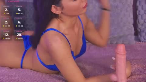 Olivia online show from May 8, 2:12 pm