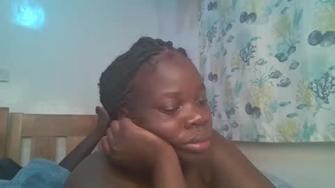 ollleina online show from March 21, 2:28 am