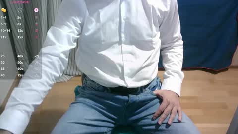 Snapshot of omar87ram chatting on January 25, 8:21 am Omar online show from January 25, 8:21 am