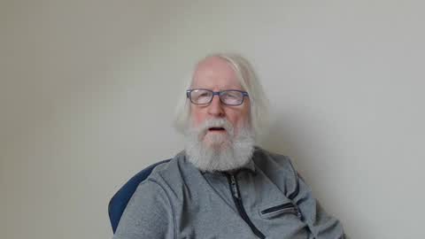 Somewhere over the rainbow online show from March 10, 9:45 am