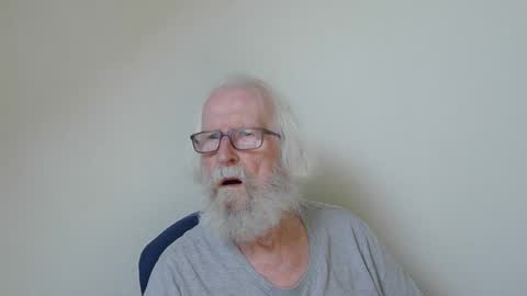 Somewhere over the rainbow online show from September 19, 2:43 pm