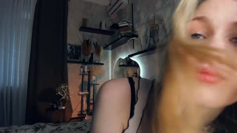 Ana online show from January 14, 7:38 am