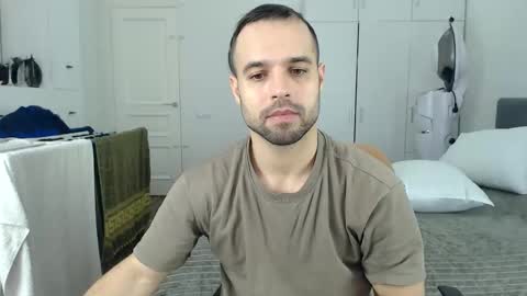 onebestlover online show from February 1, 10:34 am