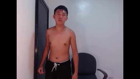 Wyn Will serve you and be your slave online show from March 28, 11:44 am