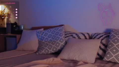  ONLINE   online show from January 24, 12:20 pm