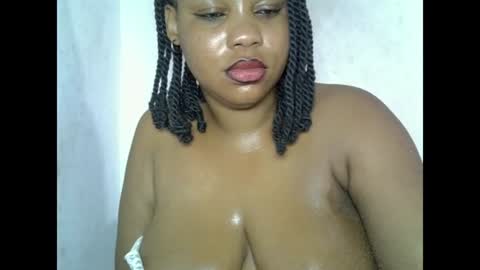 oneofdbestchubbygaloncb online show from June 18, 3:01 am