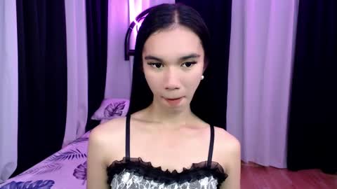 Snapshot of onicka_iha chatting on January 21, 5:38 am Alexa online show from January 21, 5:38 am