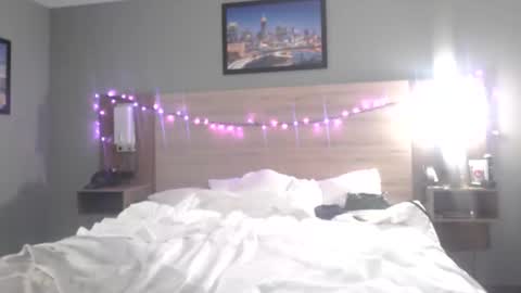 Only1JTreasure online show from November 30, 1:23 am