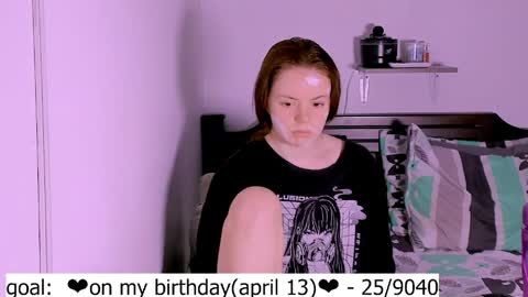 only_sarah1 online show from March 31, 9:37 pm