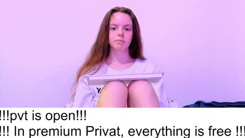 only_sarah1 online show from October 23, 11:38 pm