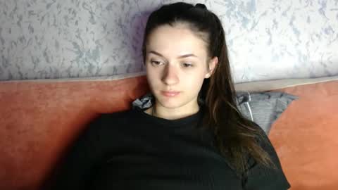 Amalia online show from November 9, 6:32 pm