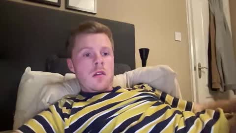 onnmyownface online show from November 9, 5:48 pm