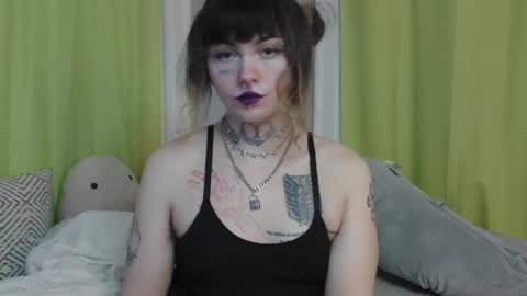onyx_black666 online show from April 2, 6:32 am