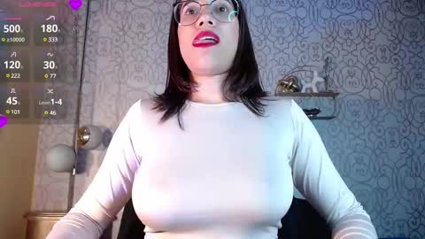 Snapshot of oriana_gh chatting on March 10, 9:23 am oriana_gh online show from March 10, 9:23 am