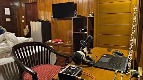 Fansly and Instagram -  online show from November 21, 9:40 am