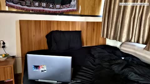 Fansly and Instagram -  online show from March 29, 5:53 am