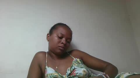 ornellahhh online show from February 6, 9:13 am