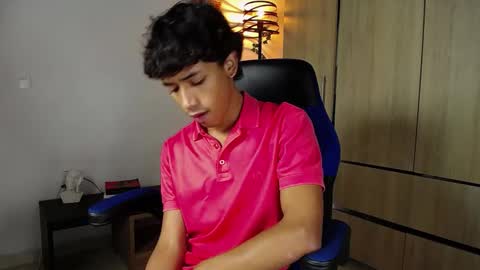 ostin 18hot online show from December 28, 2:43 am