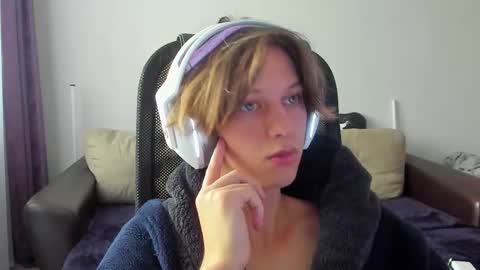 Ostin online show from November 10, 3:53 am