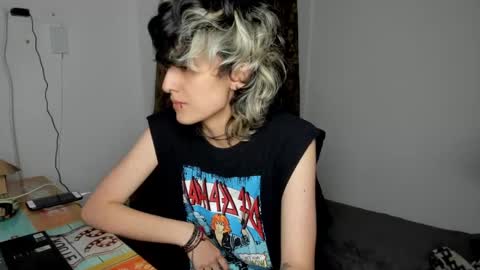 Otto 3 online show from February 1, 4:03 am