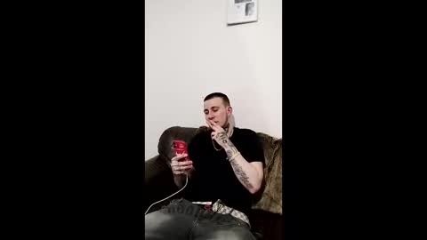 Owen kayz online show from April 12, 3:32 am