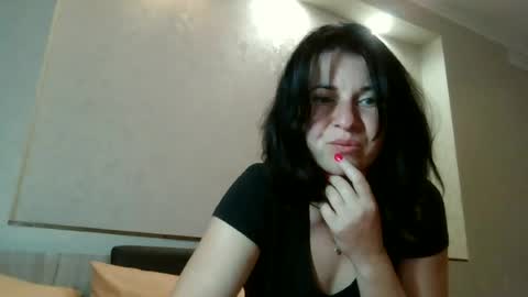 owl_psy online show from June 14, 3:58 pm
