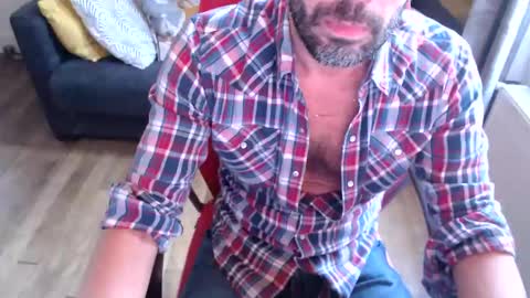 Oyrlgtu online show from October 15, 8:04 am