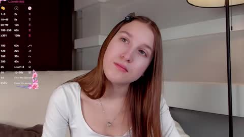 Caroline or just Lina online show from December 3, 1:37 am