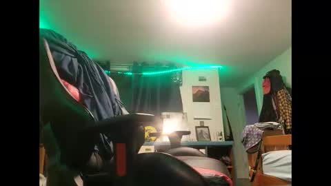 ozzy727 online show from March 16, 12:58 am