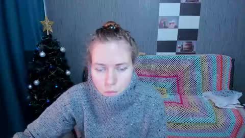 Ella online show from January 15, 7:50 am