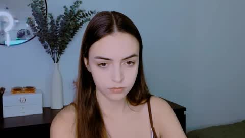 Iris online show from October 21, 1:00 am